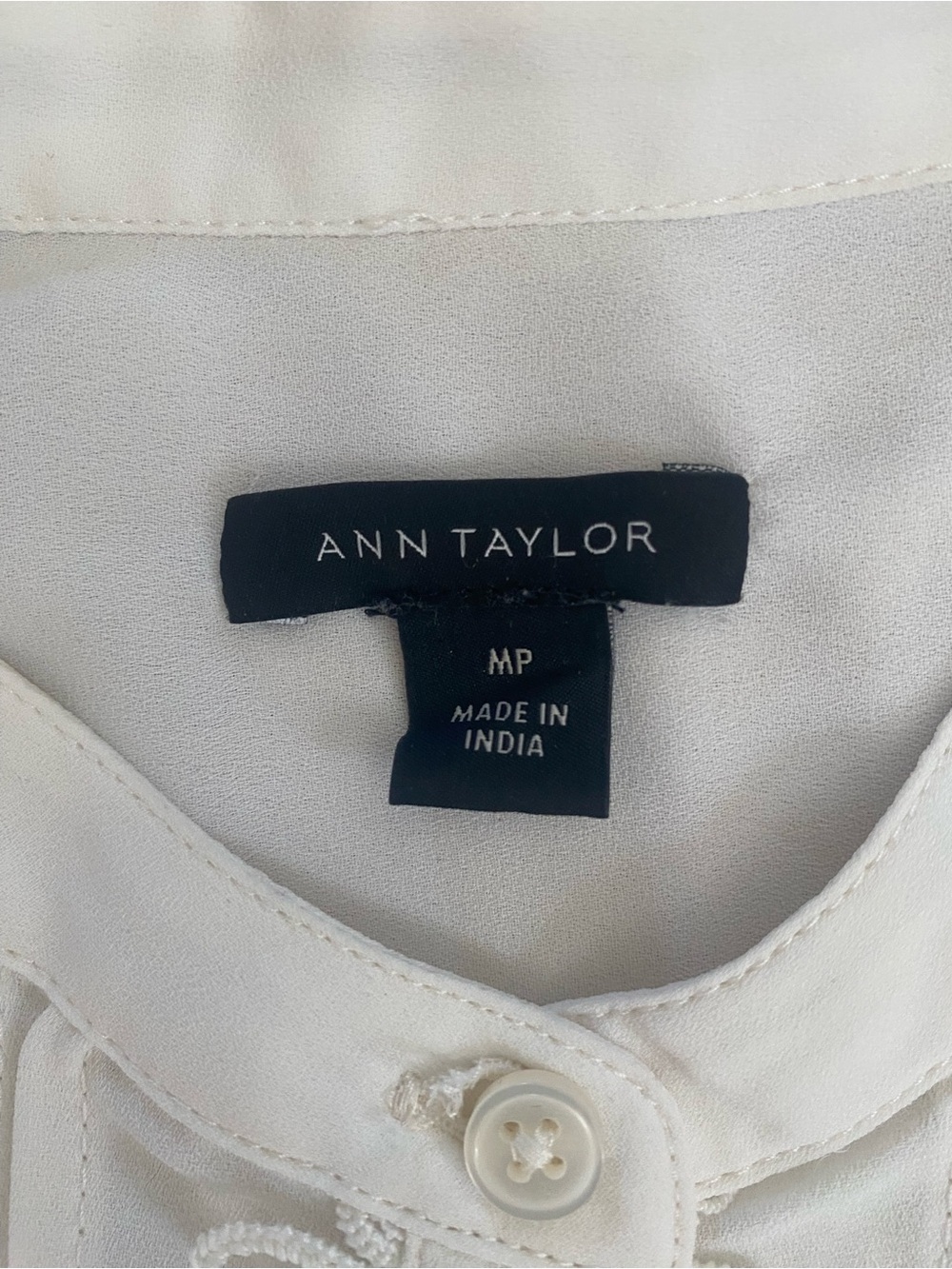 Ann Taylor Ivory Lace Inset Pintuck Button Front Blouse Medium Petite MP - Picture 7 of 11